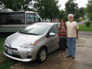Dan and Teri with their new Prius C